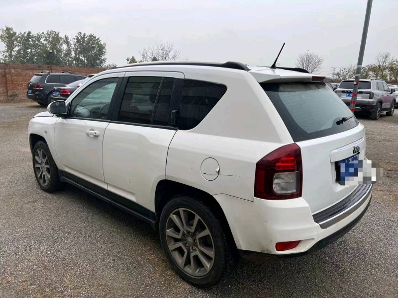 保定14年Jeep指南者6