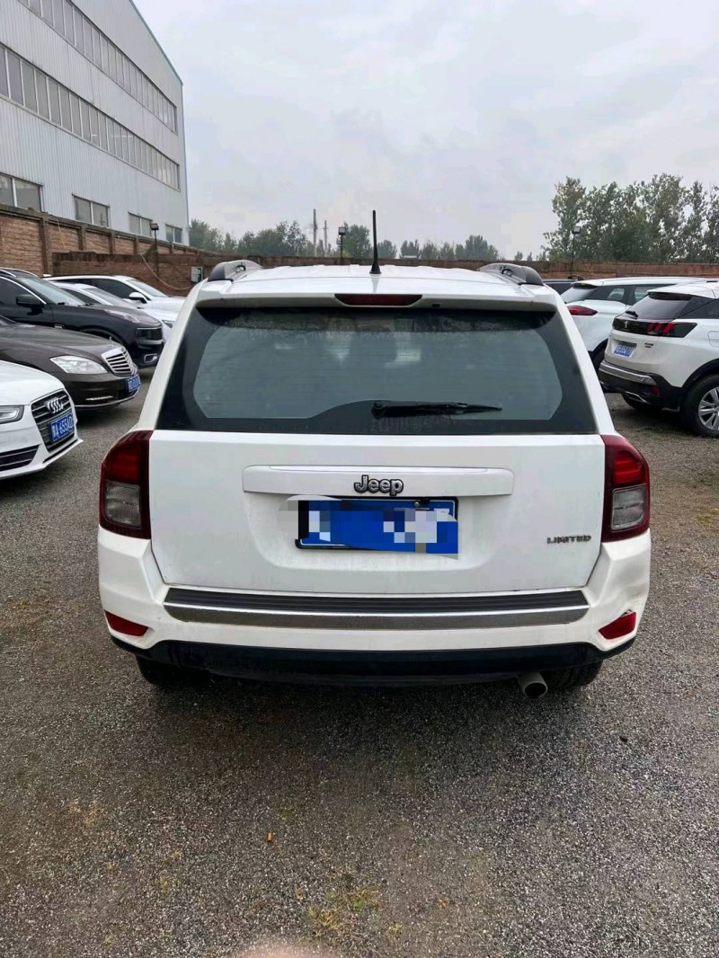 保定14年Jeep指南者7