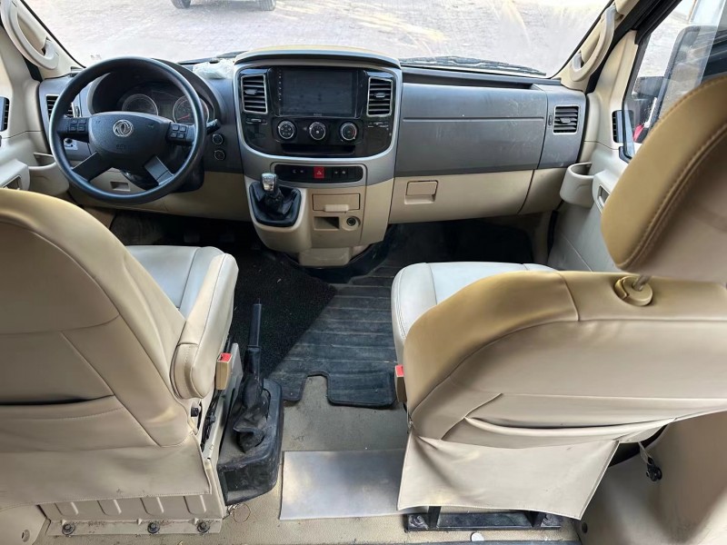 济宁22年东风御风6