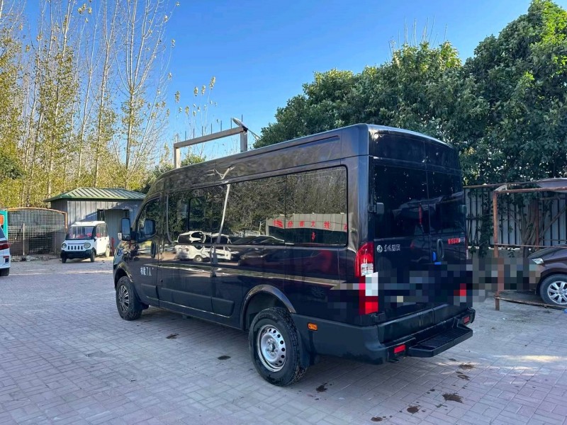 济宁22年东风御风7