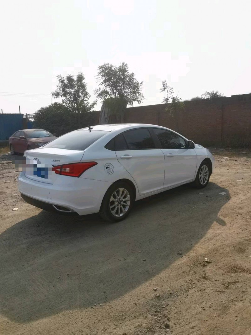 保定19年奇瑞艾瑞泽54