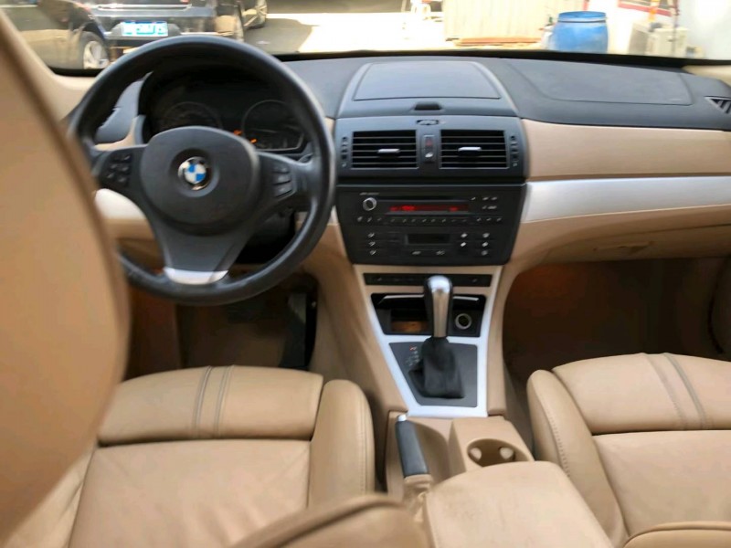 保定10年宝马X34