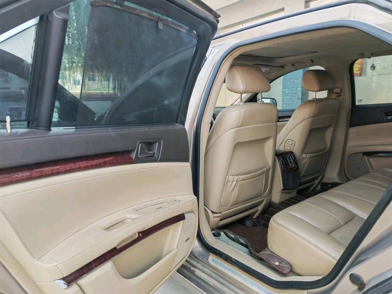 保定11年凯迪拉克赛威4