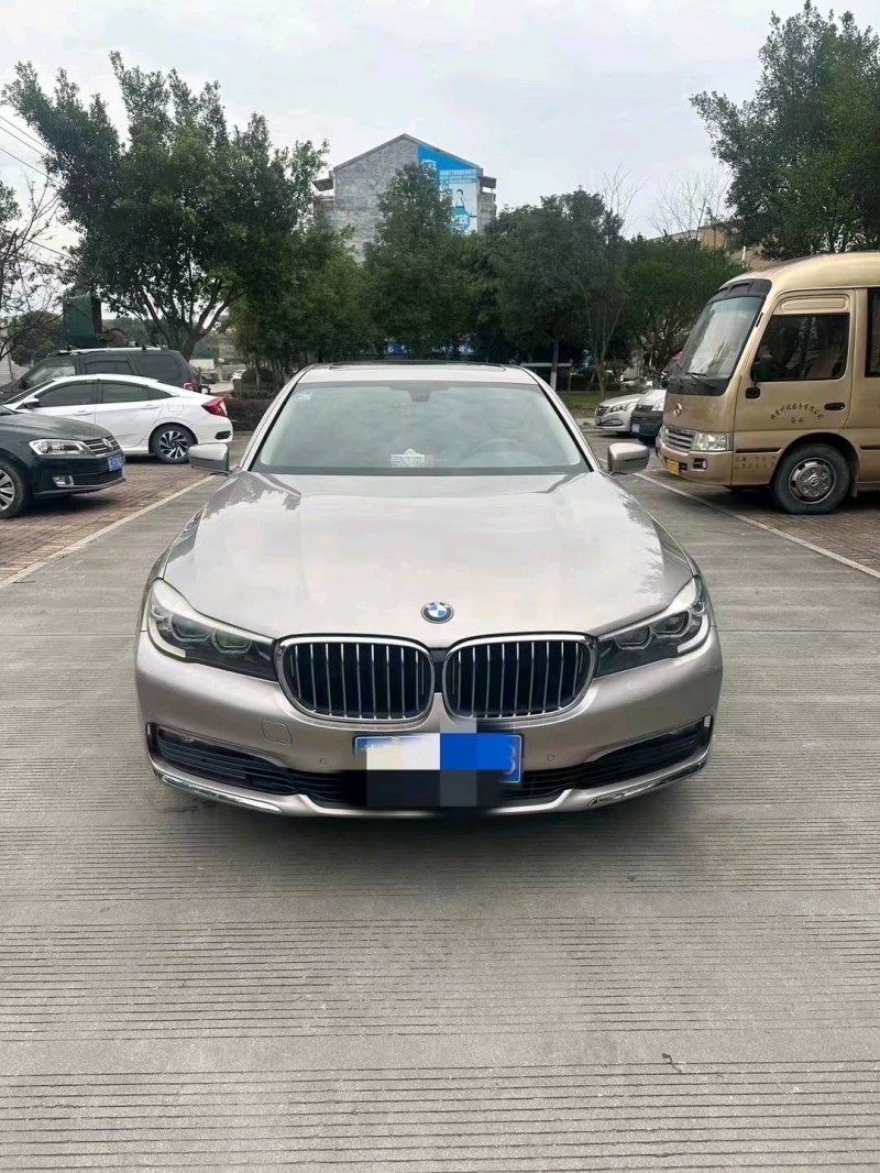 南昌16年寶馬7系1