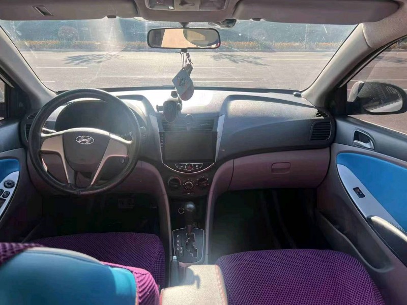 邯郸15年现代瑞纳3