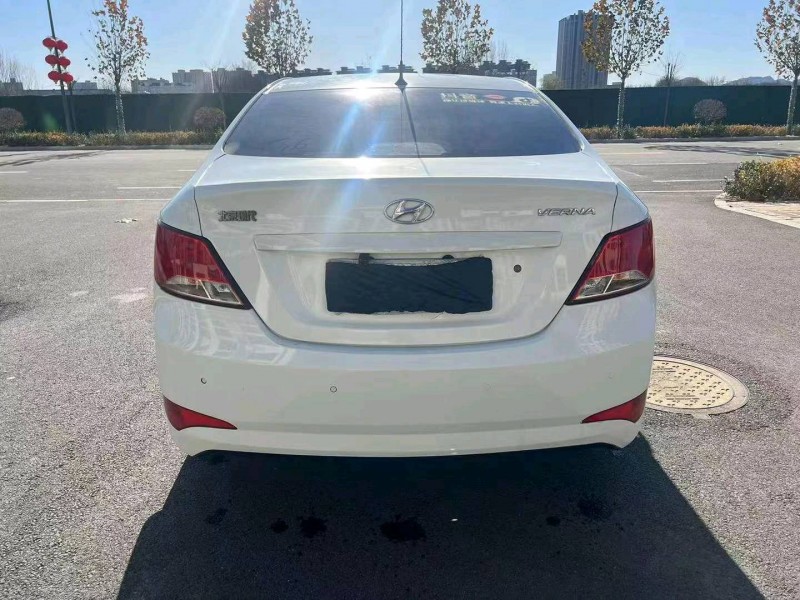 邯郸15年现代瑞纳4