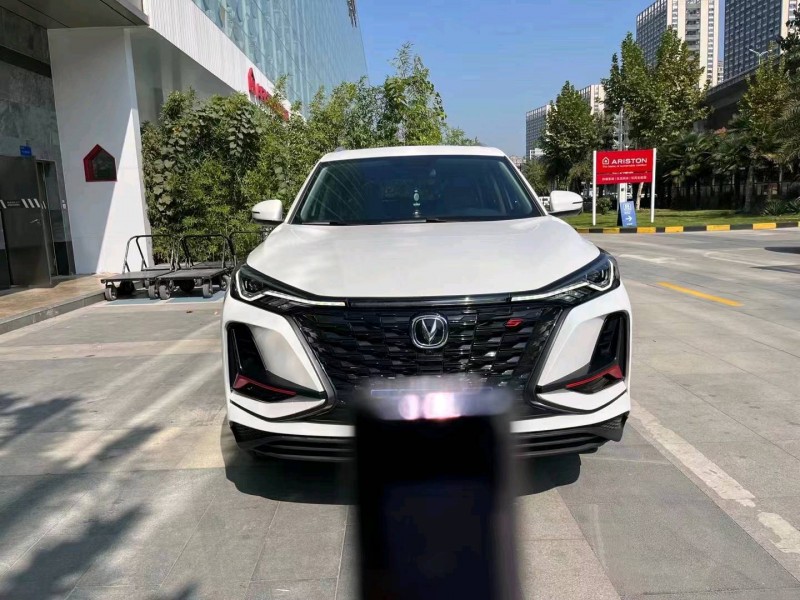 宜昌22年長安汽車CS751