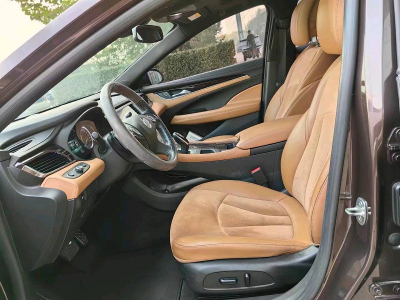 邢台16年别克君越8