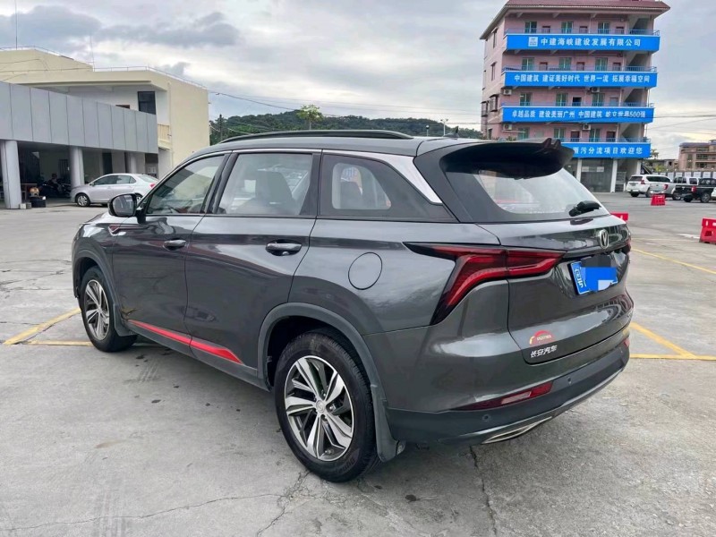 珠海20年长安汽车CS757