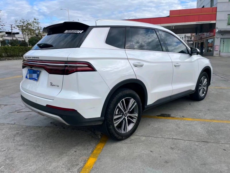 珠海21年比亚迪宋4