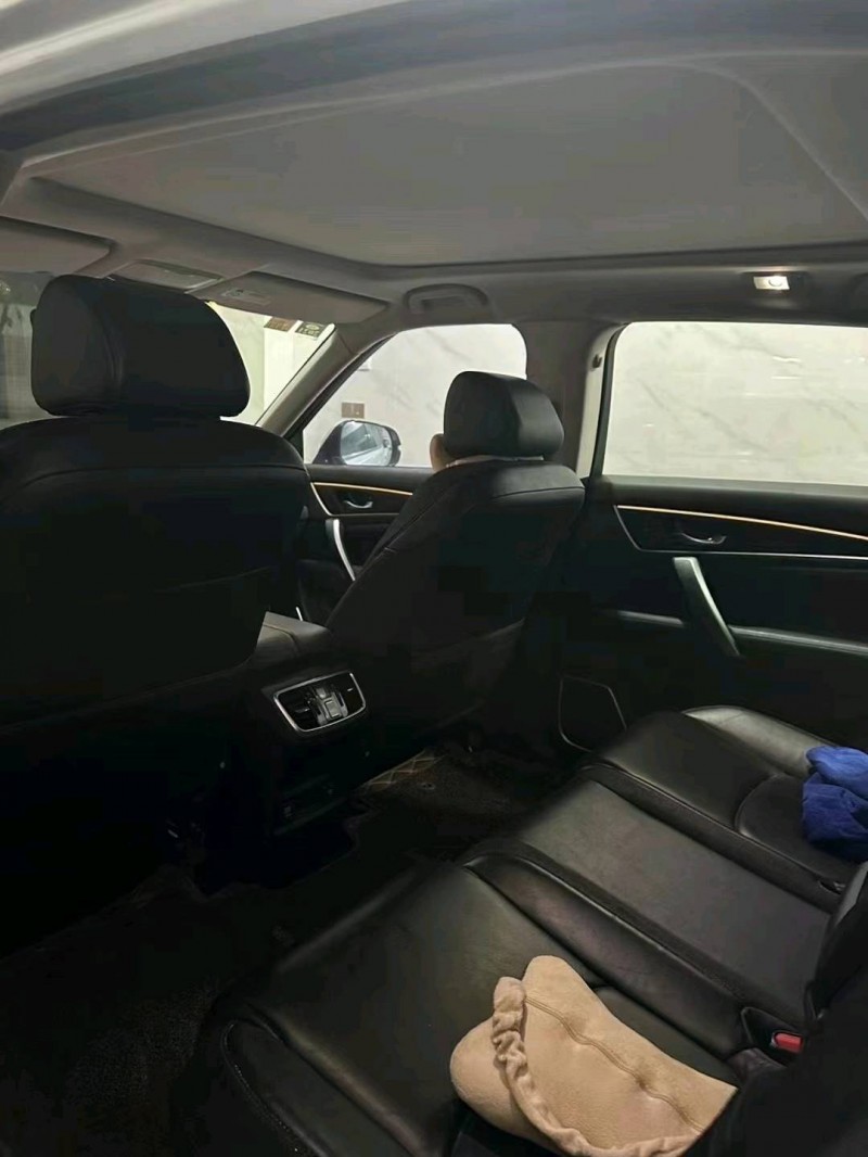 珠海17年本田冠道5