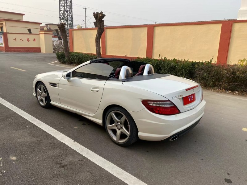 青岛13年奔驰SLK4