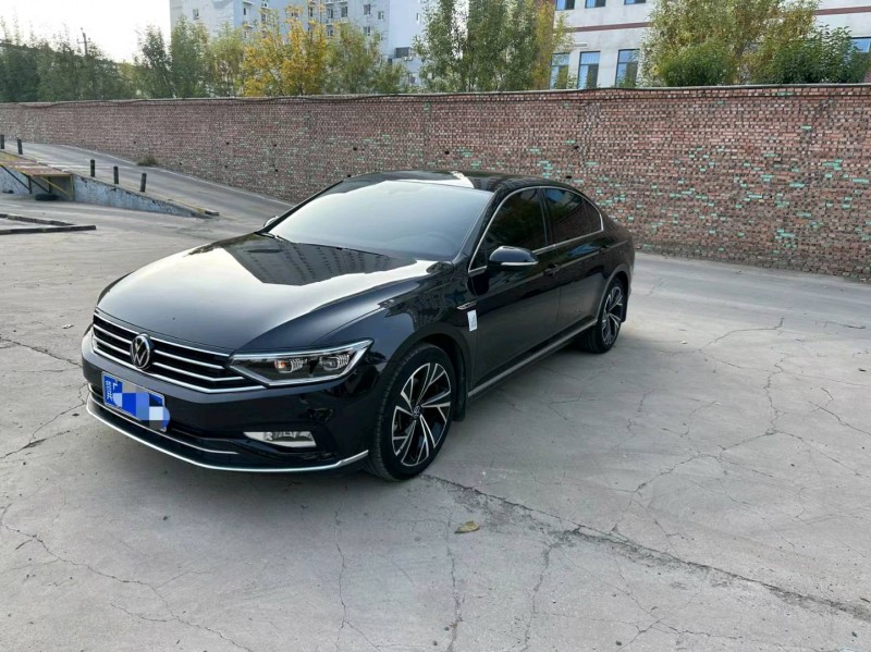 邯郸22年大众迈腾2