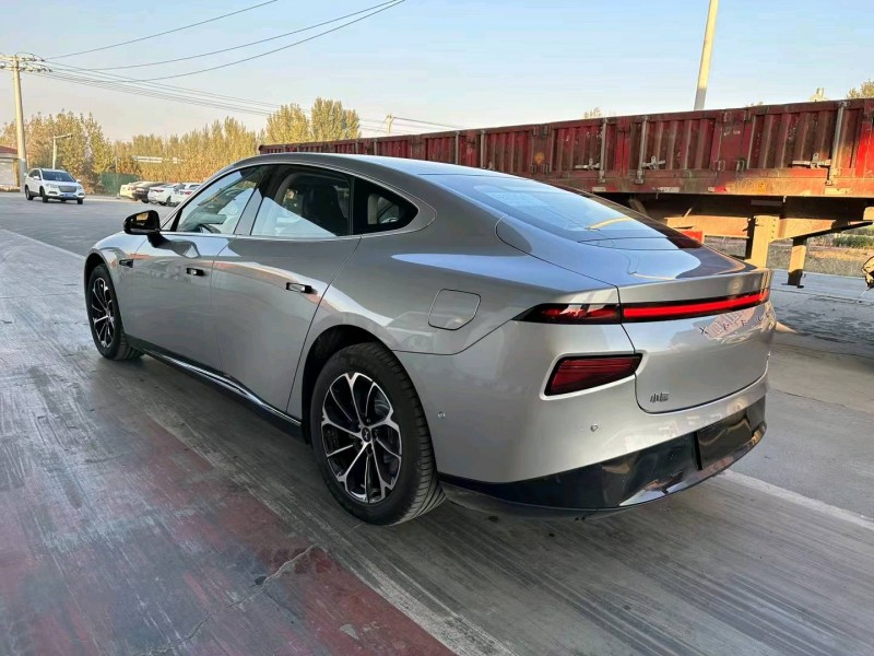 邯鄲23年小鵬汽車p77