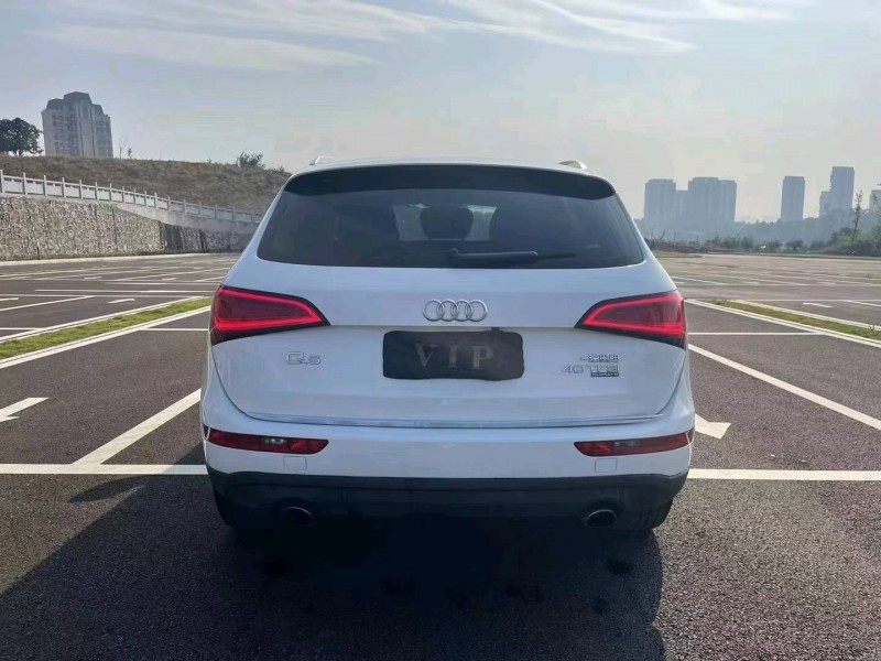宜昌16年奧迪Q59