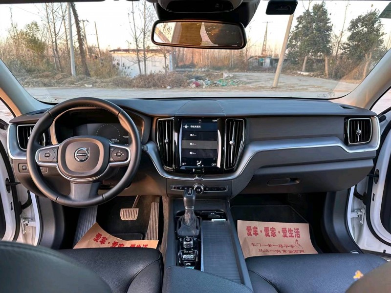徐州19年沃尔沃XC605
