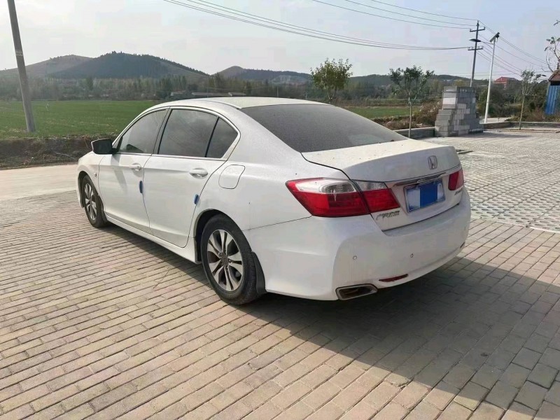 枣庄14年本田雅阁7