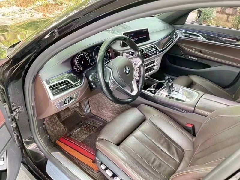 济南18年宝马7系6