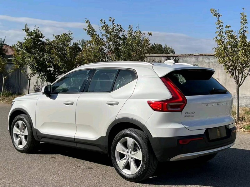 青岛23年沃尔沃XC405