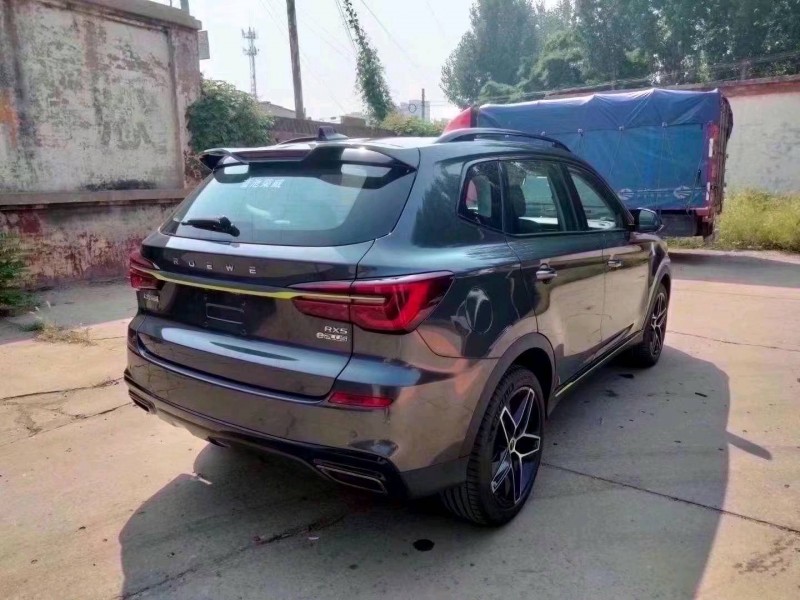 邯郸23年荣威RX55