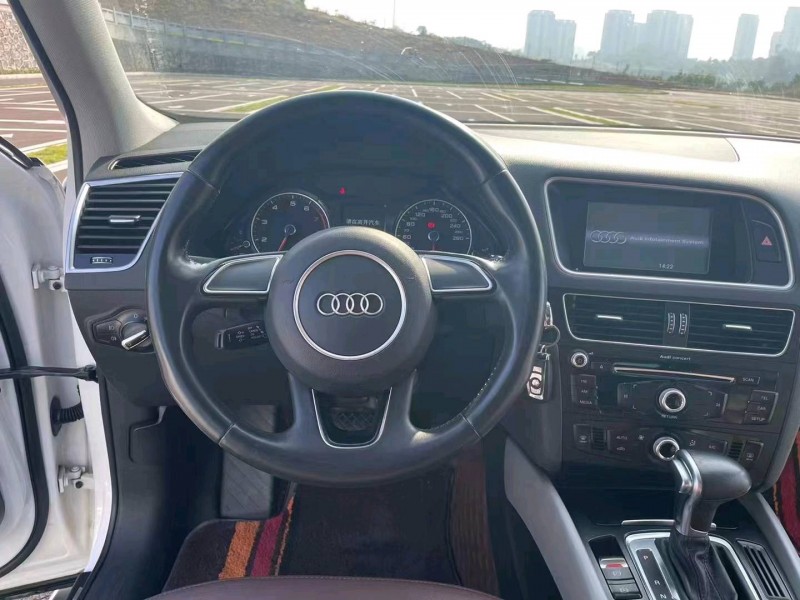 宜昌16年奧迪Q55