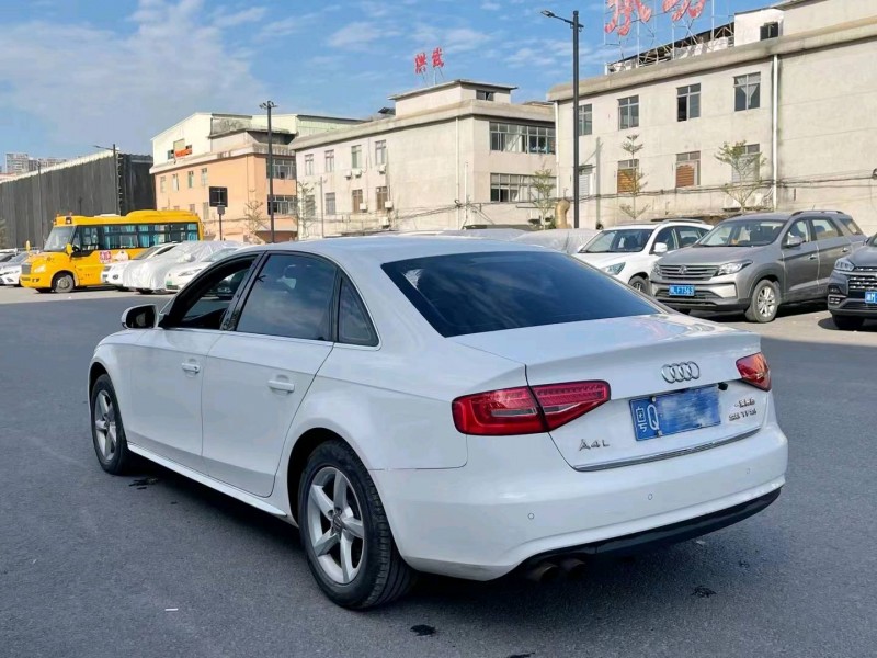 广州14年奥迪A4L6
