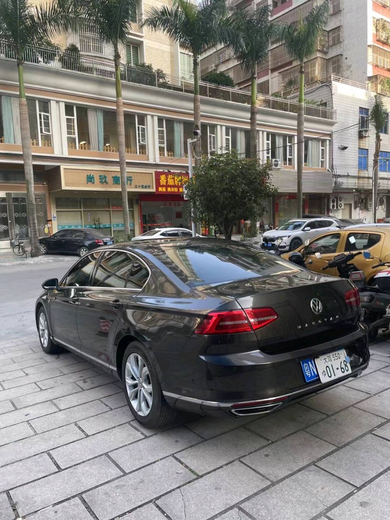 广州17年大众迈腾4
