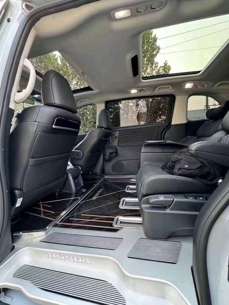 枣庄23年本田艾力绅8