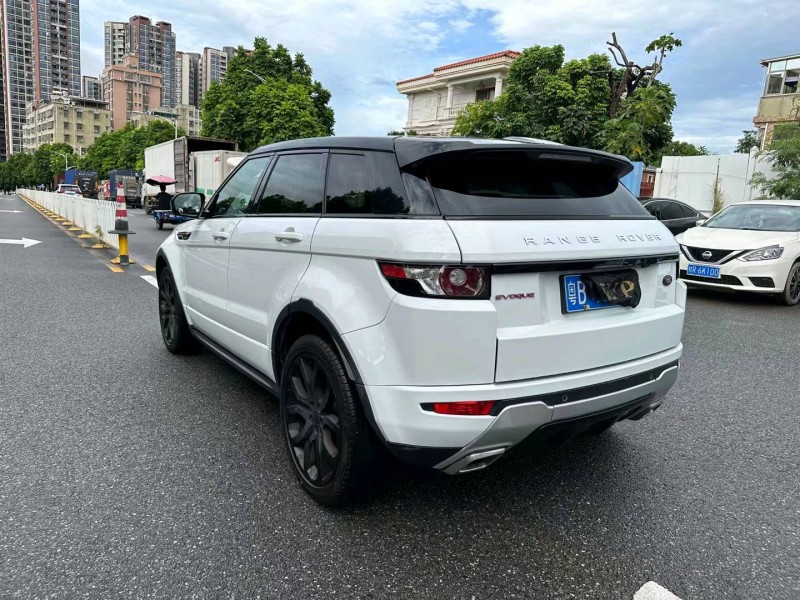 广州13年路虎极光8