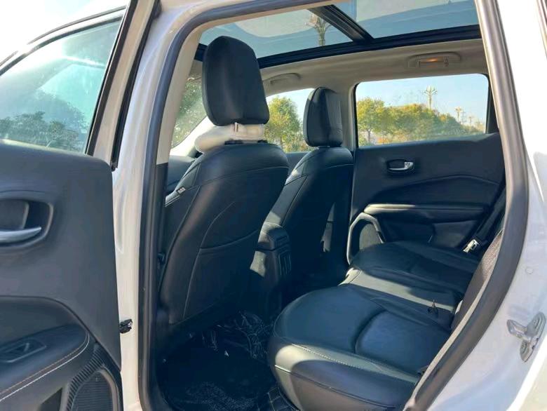 盐城17年Jeep指南者7