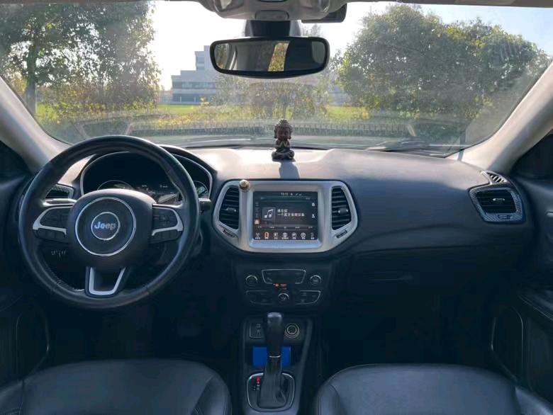 盐城17年Jeep指南者8