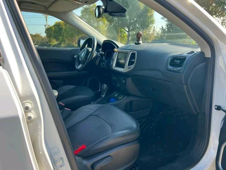 盐城17年Jeep指南者9