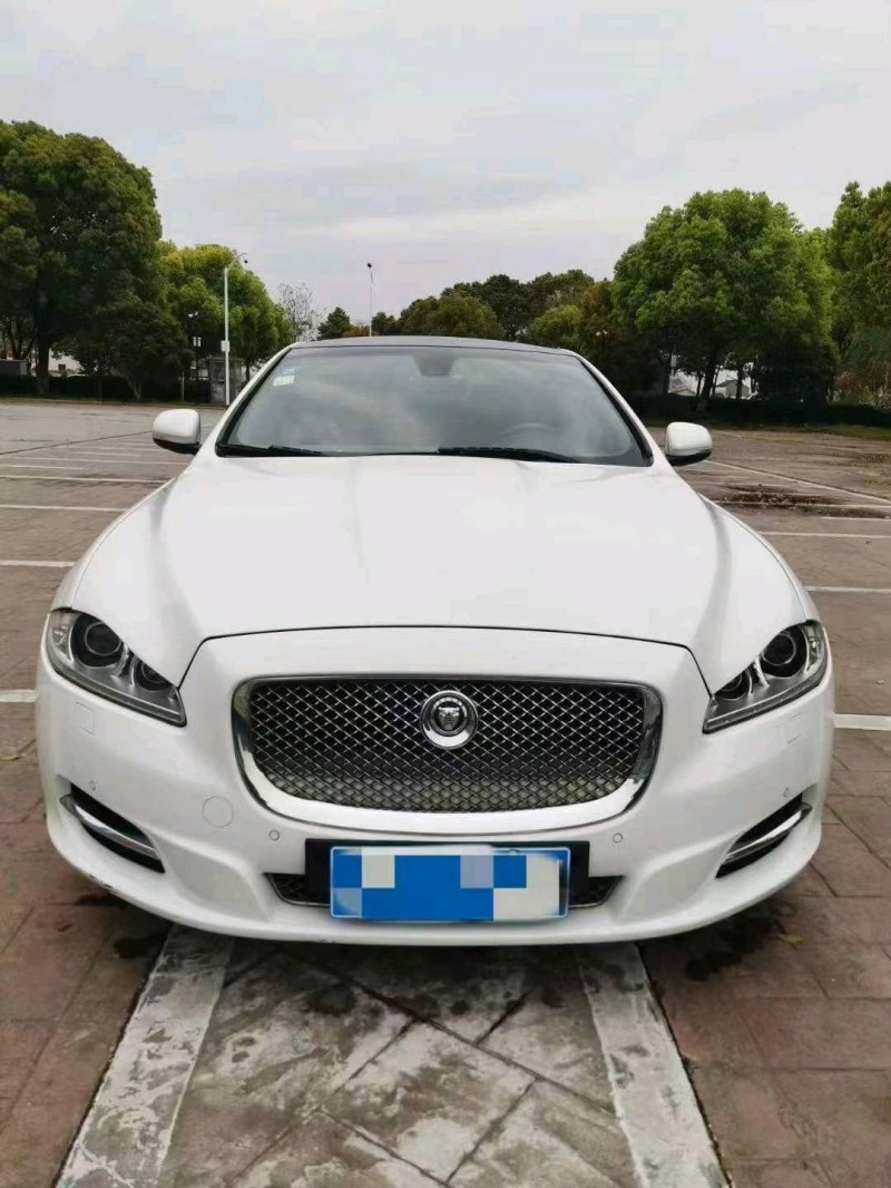 常州13年捷豹XJL1