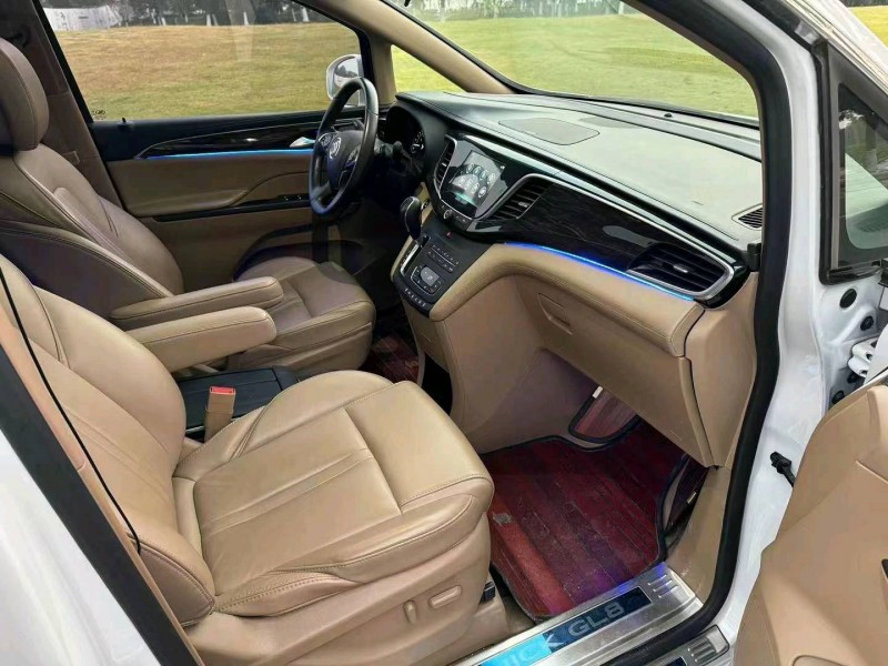 嘉兴20年别克GL82