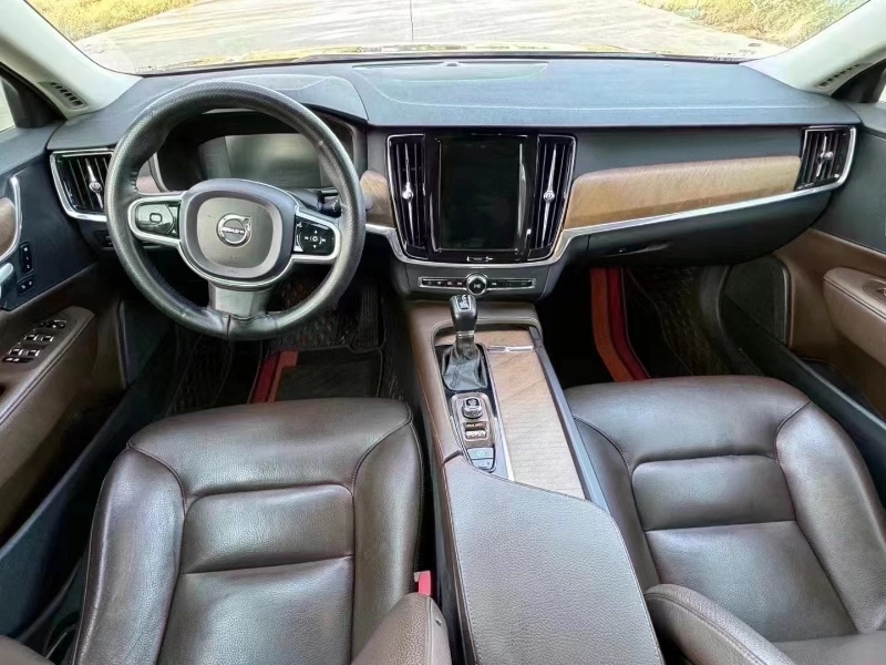 济南18年沃尔沃S903