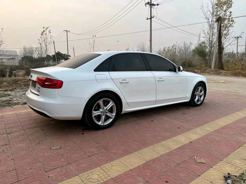 徐州15年奥迪A4L8