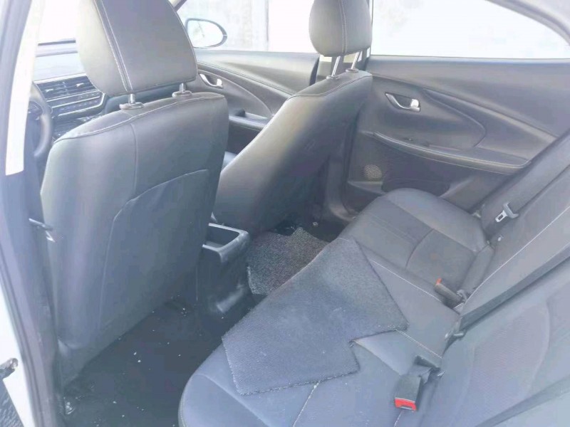 菏泽20年长安汽车悦翔8