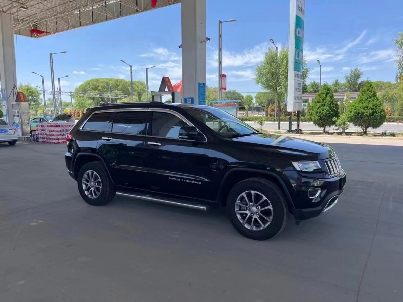 榆林14年Jeep大切诺基2