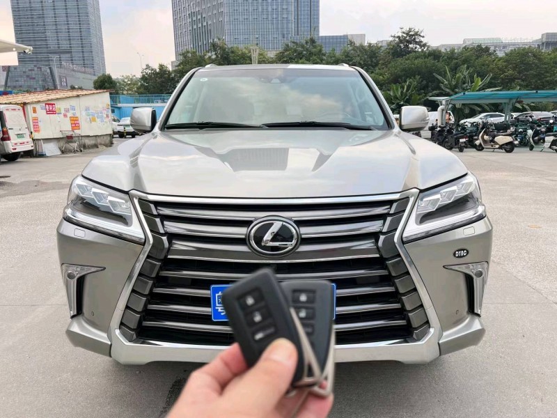 广州22年雷克萨斯LX1