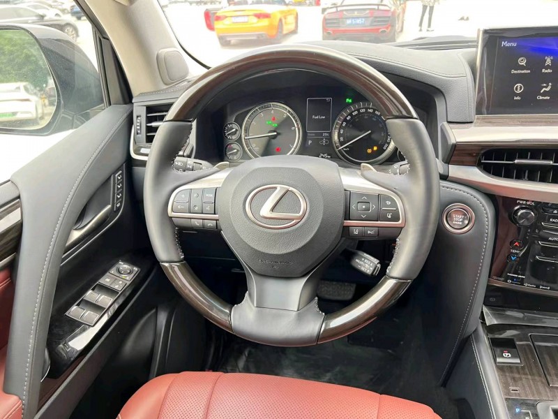 广州22年雷克萨斯LX7
