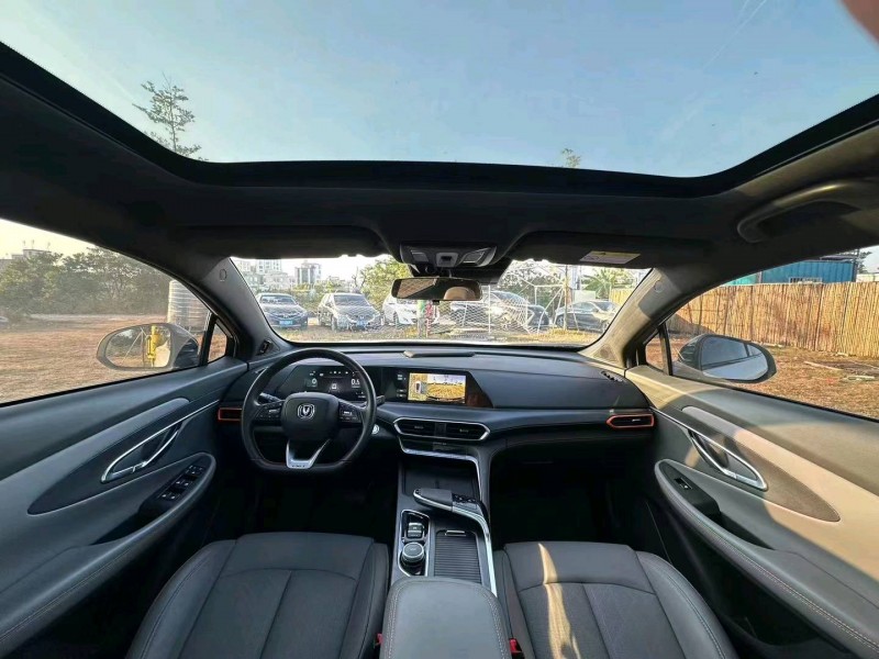 汕头22年长安汽车UNI-T5