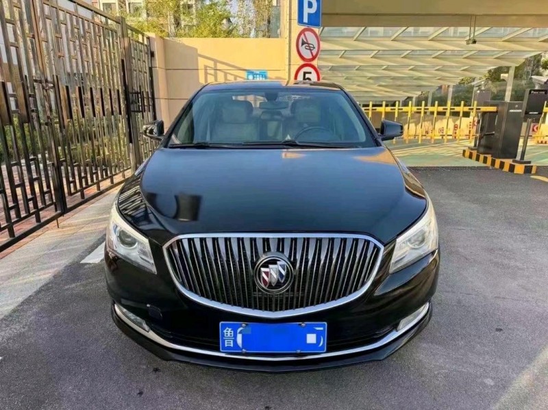 枣庄15年别克君越1