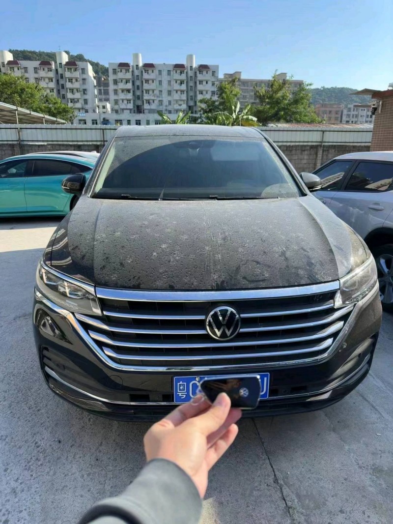 珠海22年大众威然1