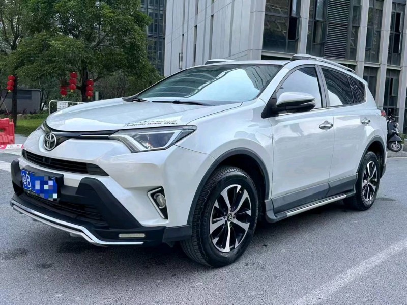 珠海18年丰田RAV4荣放6
