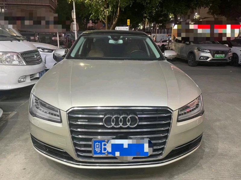 深圳15年奥迪A8L1