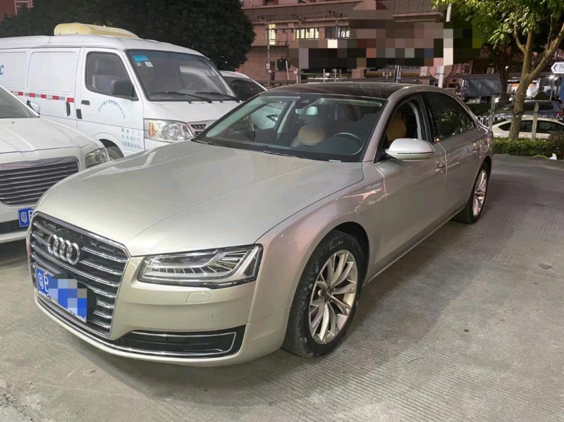 深圳15年奥迪A8L2