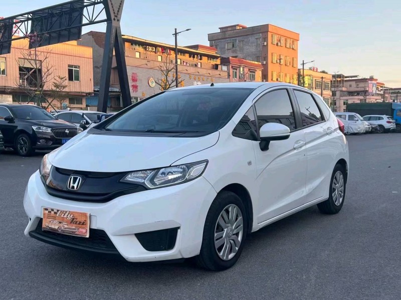 珠海16年本田飞度2