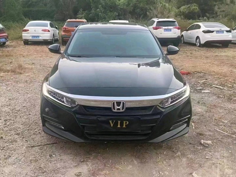 深圳20年本田雅阁1