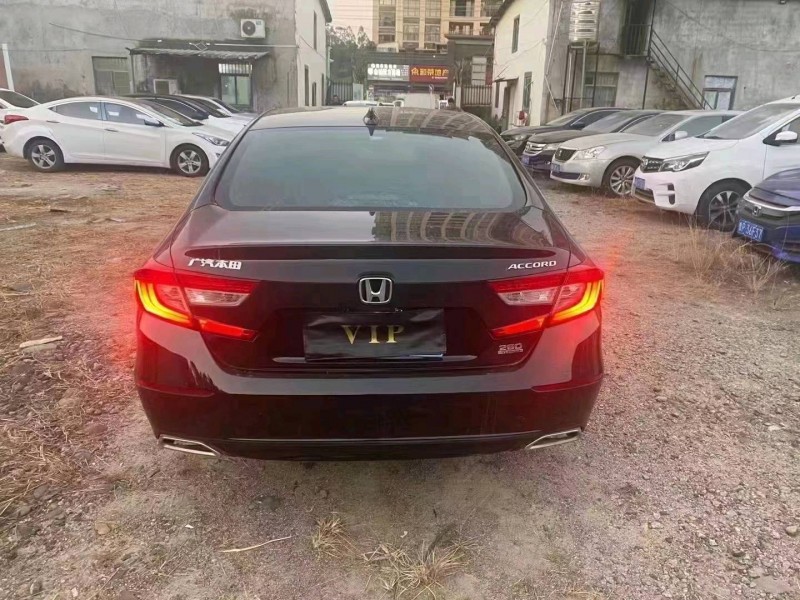 深圳20年本田雅阁4