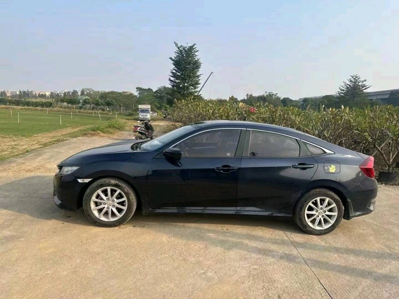 珠海17年本田思域5